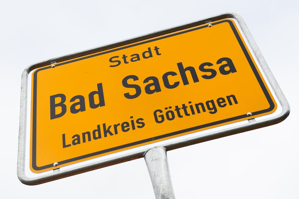 Ein Stadt-Mitarbeiter aus Bad Sachsa soll über mehrere Jahre insgesamt 750.000 Euro veruntreut haben.