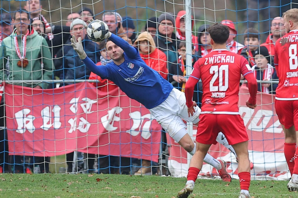 FSV-Keeper Lucas Hiemann (26) will natürlich gerade gegen den CFC seinen Kasten sauber halten.