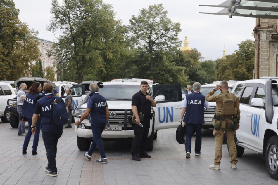 Mitglieder der Internationalen Atomenergiebehörde (IAEA) trafen am Dienstag in Kiew ein.