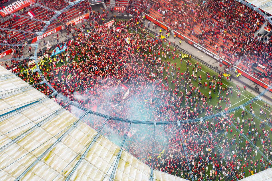 Zur Saisonfeier am 26. Mai wird es in der Bay-Arena wieder ähnlich voll, wie beim Platzsturm zur besiegelten Meisterschaft.