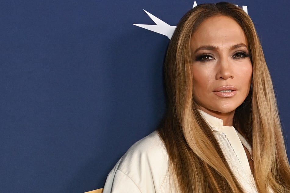 Jennifer Lopez says canceling summer tour was the "best thing" she's done