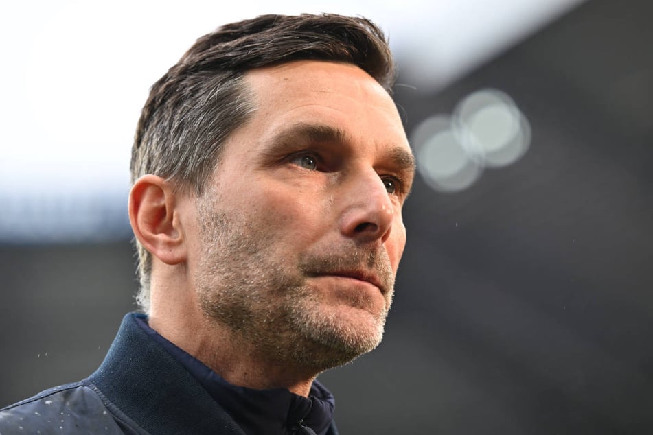 Hertha-Coach Stefan Leitl (48) hat den Aufstieg in die Bundesliga nach der Klatsche in Paderborn abgehakt.