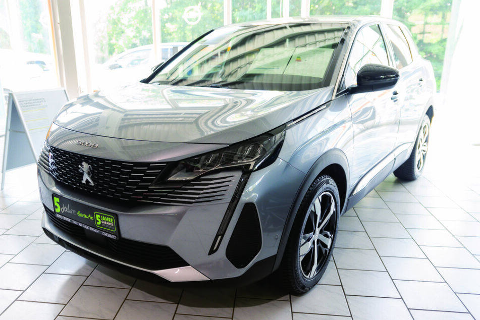 Der neue Peugeot 3008 wurde runderneuert und ist jetzt noch aerodynamischer und besser ausgestattet.