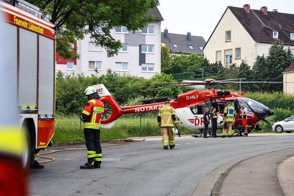 Kind wird von Schulbus erfasst und schwer verletzt
