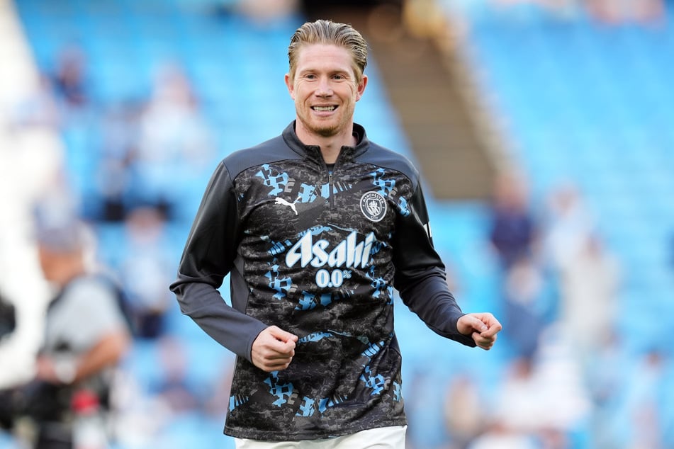 Kevin De Bruyne (33) prägte für unglaubliche zehn Spielzeiten eine Ära bei den "Skyblues" aus Manchester und spielte mit Größen wie Vincent Kompany (39) und Sergio Agüero (36) zusammen.