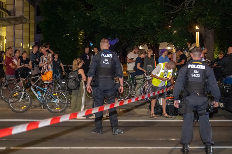 Die Demo der Fahrrad-Bewegung "Critical Mass" wurde am Freitagabend von einem Autofahrer gestoppt.