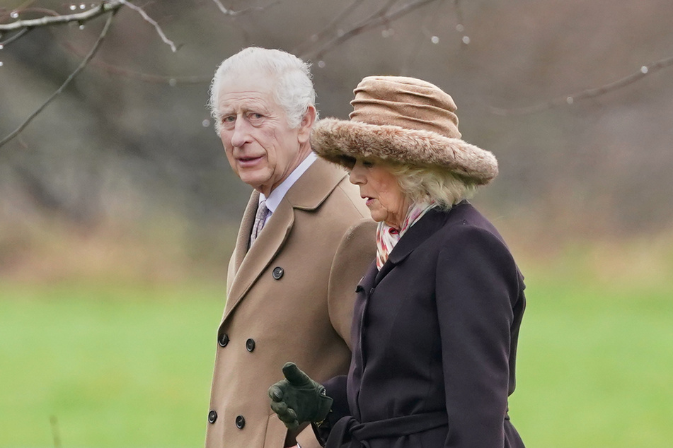 Königin Camilla (76) steht dem an Krebs erkrankten König Charles (75) zur Seite.