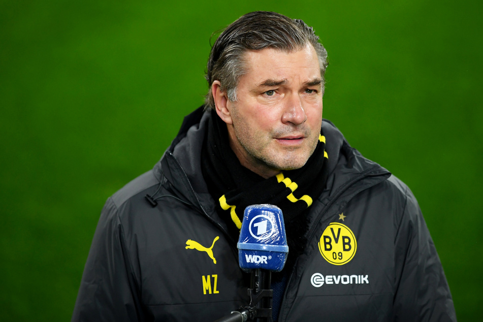 Michael Zorc (58) hört aufgrund der Corona-Pandemie erst im Sommer 2022 statt wie geplant in diesem Sommer als Sportdirektor auf.