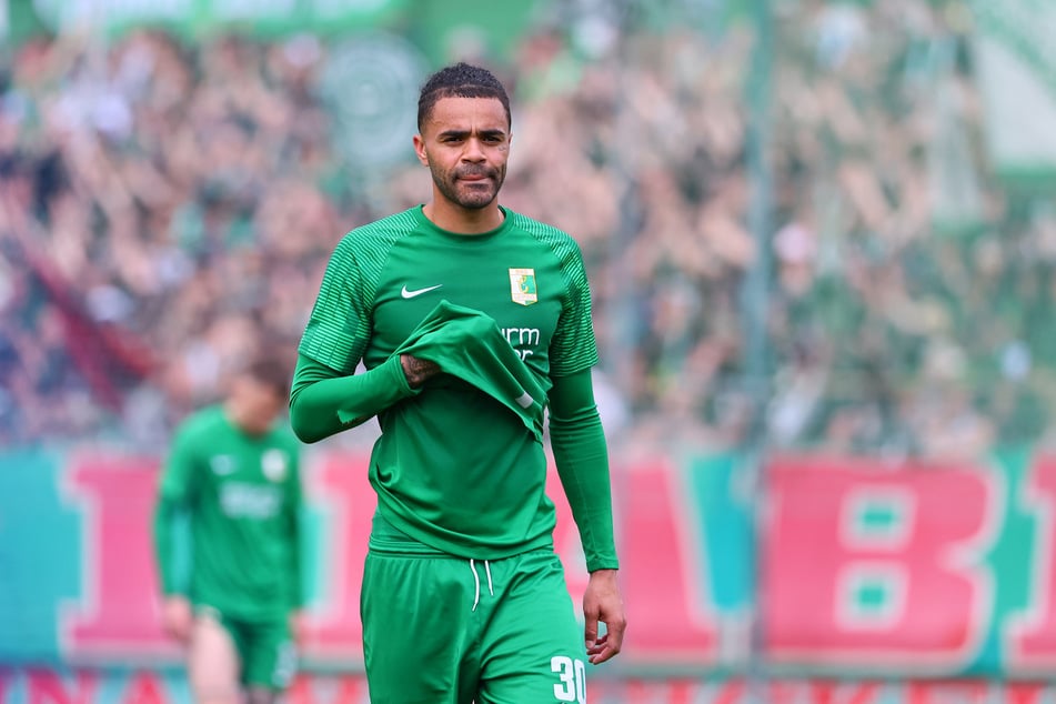 Das nächste Pflichtspiel für Chemie Leipzig findet am 30. Januar gegen den Chemnitzer FC statt. Bis dahin will Ratifo wieder auf dem Rasen stehen.