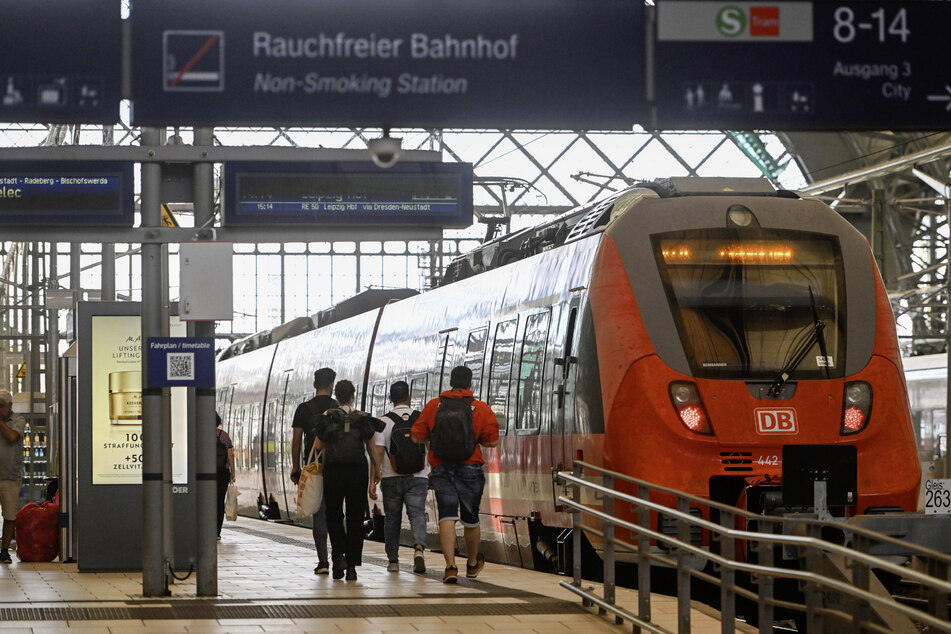 Deutsche Bahn und VVO wappnen sich für den Ticketverkauf der Zukunft. (Symbolbild)