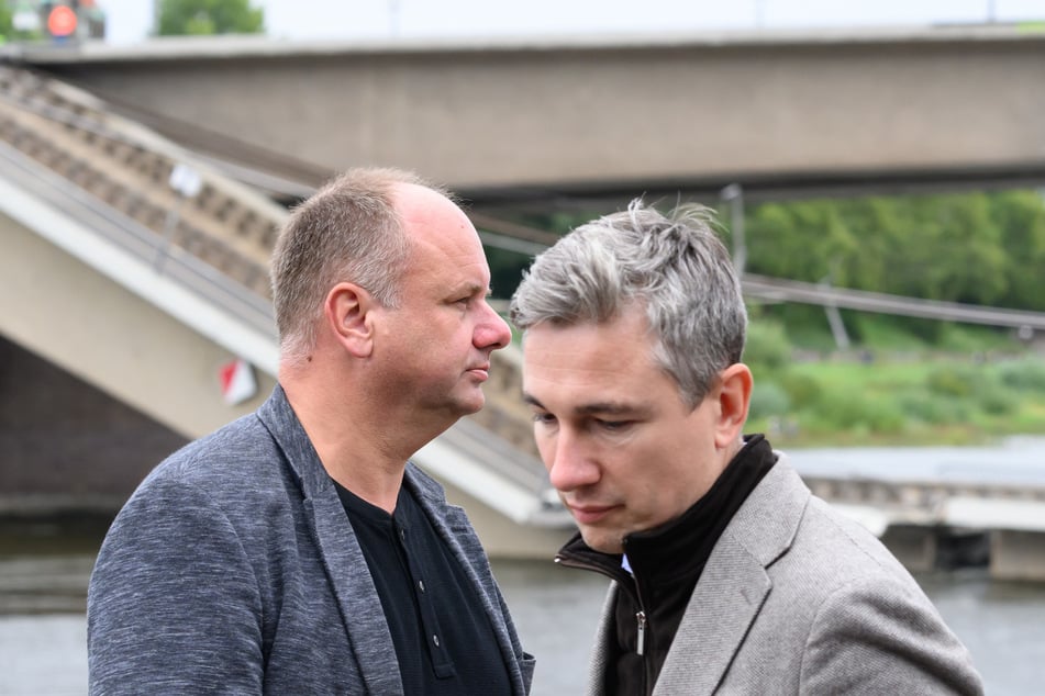 OB Dirk Hilbert (54, FDP) und Baubürgermeister Stephan Kühn (46, Grüne) kassierten nach dem Brücken-Einsturz Anzeigen. Die Staatsanwaltschaft sieht keine Pflichtverletzungen.