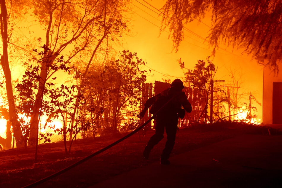 Los Angeles wildfires: Death toll climbs as firefighters struggle to contain blazes