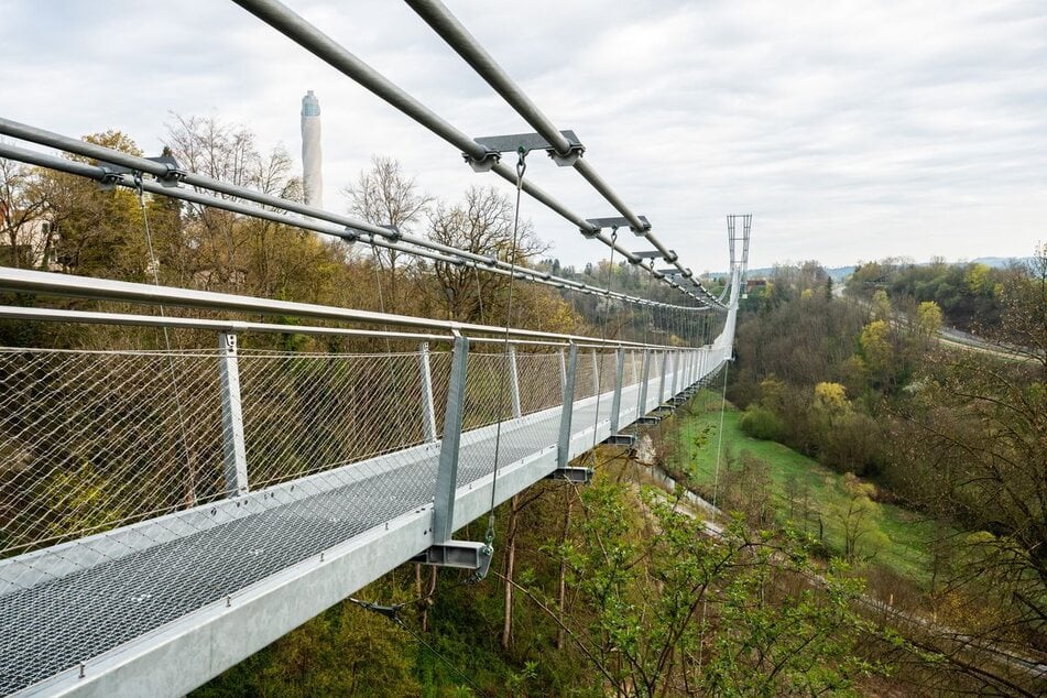 Nach über einem Jahr der Bauarbeiten wird das neue Wahrzeichen eröffnet.