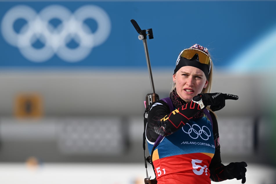 Julia Tannheimer eröffnet das Rennen für die deutschen Biathletinnen.