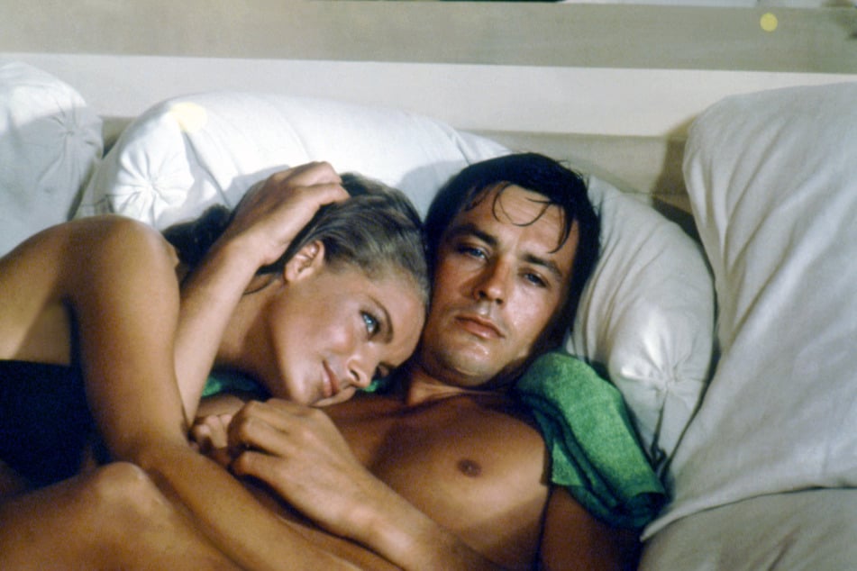 Die Leidenschaft des Paares zeigte sich nochmals in Jacques Derays Kultfilm "Der Swimmingpool" (1969): Damals waren Romy Schneider und Alain Delon schon seit Längerem getrennt, einander jedoch weiterhin verbunden.