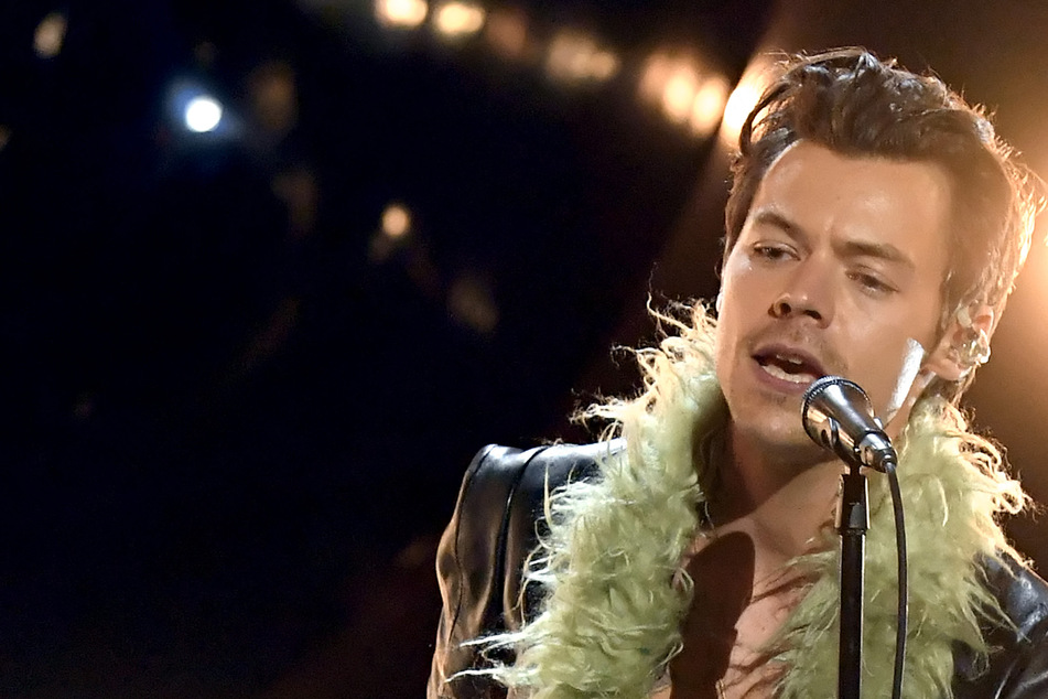 Harry Styles' Love on Tour concert on Saturday broke the record for the biggest-selling stadium show in Scotland.