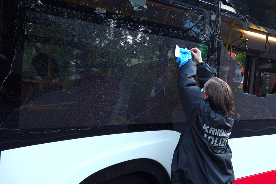 Schüsse auf zwei Busse: Hochbahn setzt Belohnung für Hinweise aus