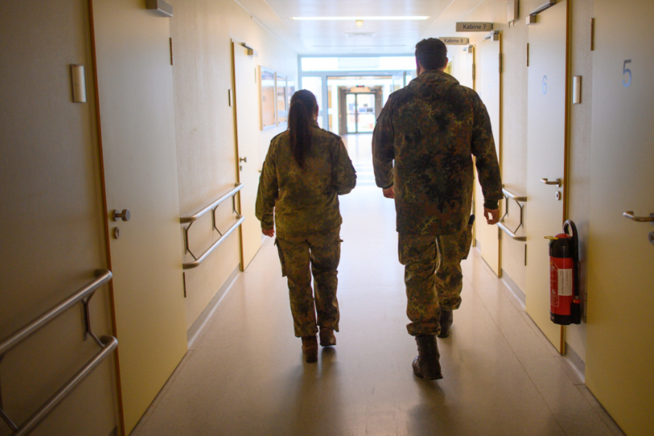 Die Bundeswehr ist bereit für den Einsatz in den Impfzentren.