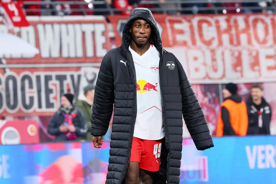 Yan Diomande (19) wäre mit der Elfenbeinküste gern in die Länderspielpause gegangen. Seine Verletzung zwingt ihn aber, in Leipzig zu bleiben.