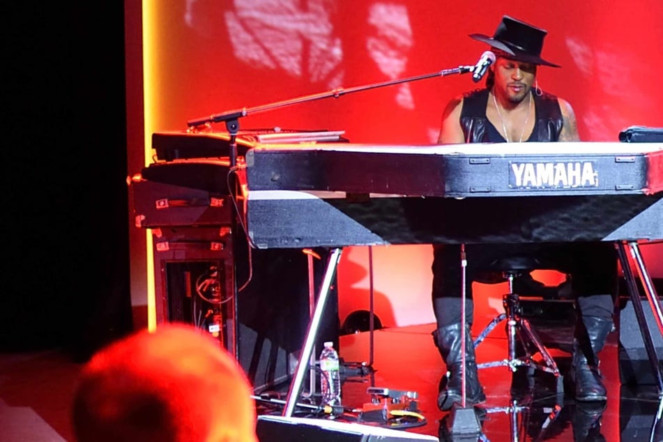 Iconic soul musician D'Angelo dead at 51 after long health struggle