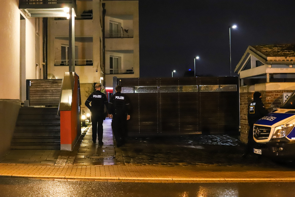 Mehr als tausend Polizisten waren an der Razzia beteiligt.
