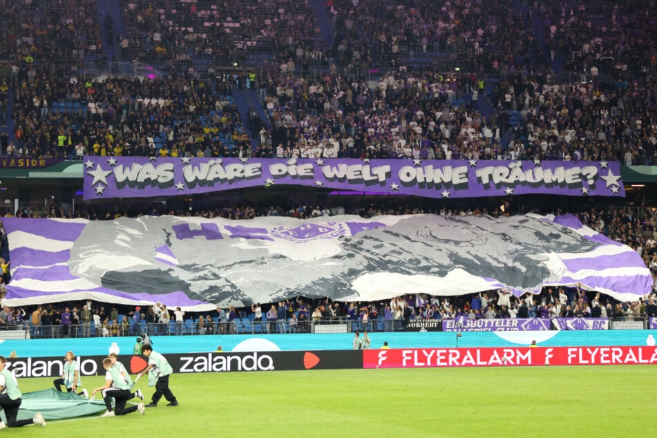 "Was wäre die Welt ohne Träume?", fragten sich die Fans des HEBC vor dem größten Spiel der Vereinsgeschichte gegen den BVB.
