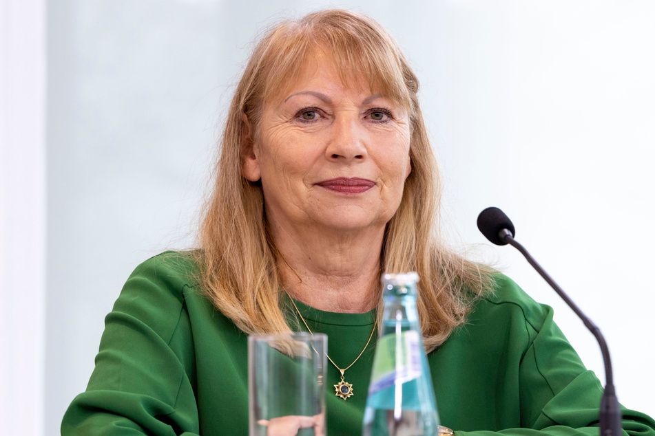 Sachsens Sozialministerin Petra Köpping (65, SPD) findet, die Integration von Geflüchteten könnte noch früher beginnen.