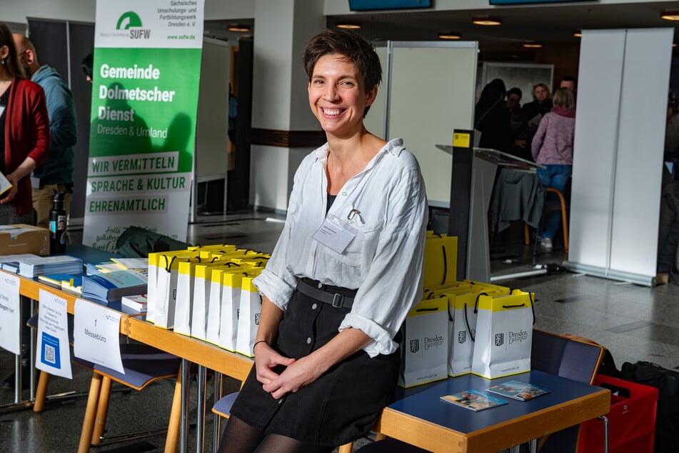 Messemitorganisatorin Anna Luise Schicha (39) vom Alleinerziehenden Netzwerk Dresden (AND), das zum Frauenförderwerk gehört.