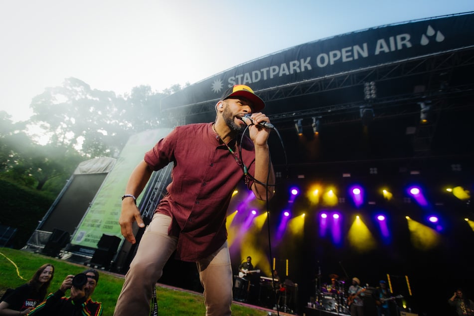 Seit 2022 ist Mitchell Brunings der Leadsänger von "The Wailers".