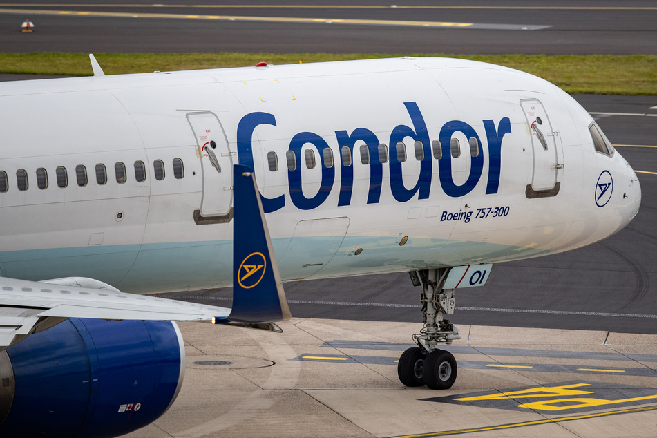 Der staatlich gerettete Ferienflieger Condor hofft trotz der Corona-Krise auf eine schnelle Lösung bei der Suche nach einem neuen Investor.