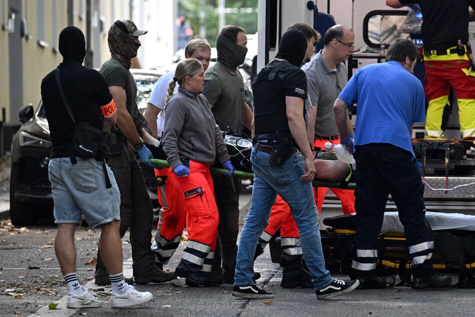 Blutige Messerattacke auf Lehrerin: Schüler wird versuchter Mord vorgeworfen