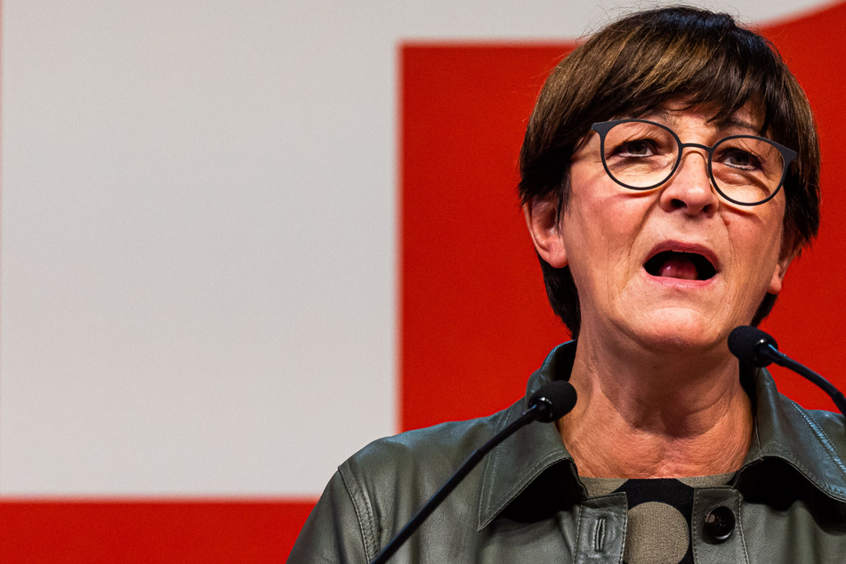 SPD-Vorsitzende Esken betont: Sondierungspapier ist nicht gelb!