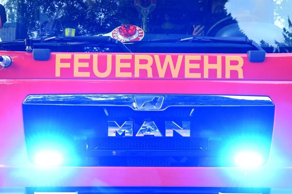 Die Feuerwehr konnte die Ausbreitung des Feuers verhindern. (Symbolbild)