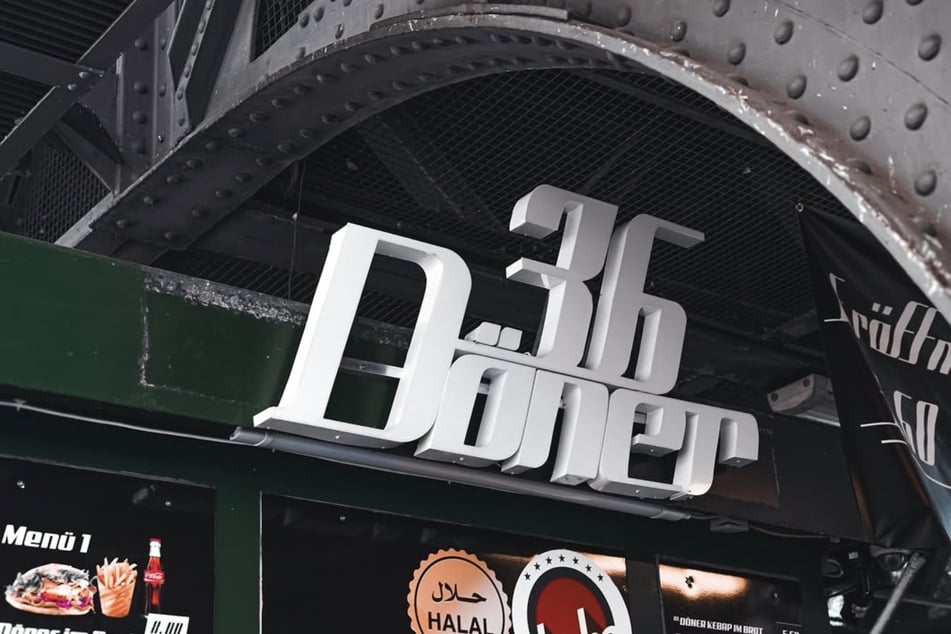 Der Dönerladen "36 Döner" unter der U‑Bahn-Brücke am Görlitzer Bahnhof ist geschlossen.