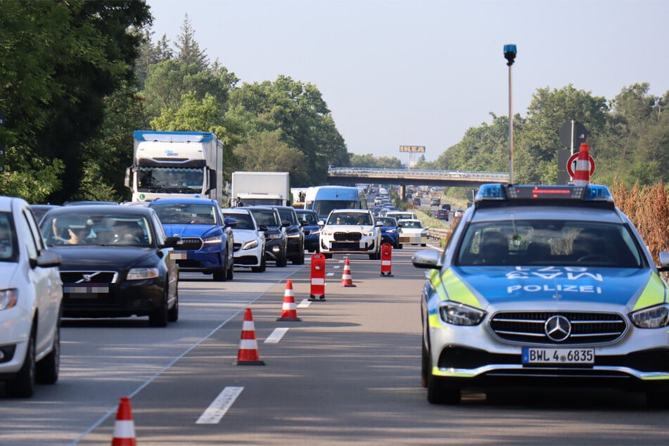 Auf mehrere Kilometer staute es sich im Anschluss der Unfallserie auf der A5 am Mittwochmorgen.