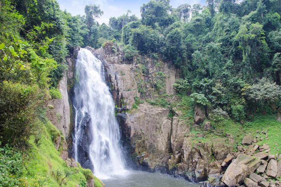 Der Wasserfall Haew Narok bleibt nach dem tragischen Vorfall bis zum 30. September für Besucher gesperrt.
