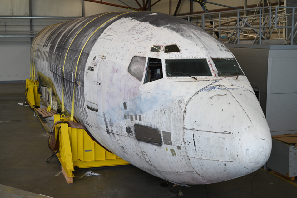 Die Lufthansa-Maschine "Landshut" steht im Bodensee-Airport in einem Hangar des Dornier Museums. (Archiv)