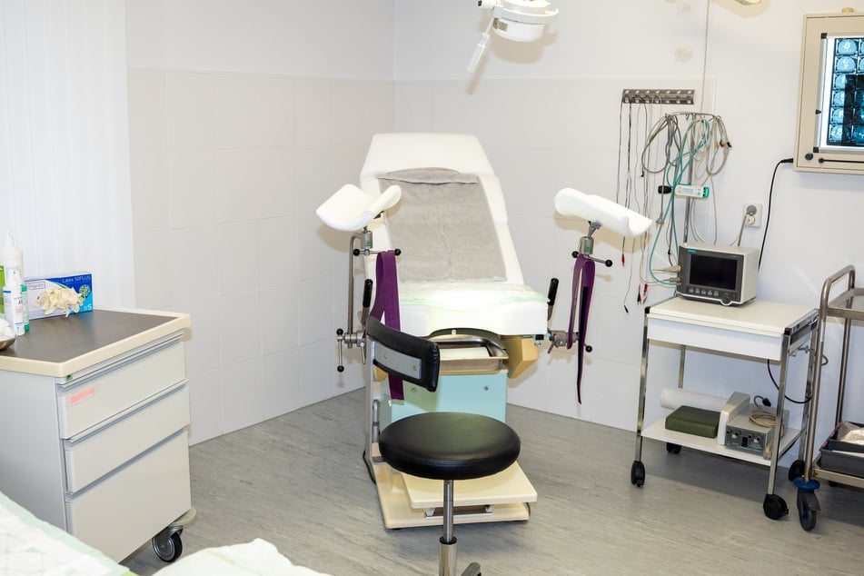 In der Dresdner Fetischklinik legt man Wert auf "Realistik und Authentizität".