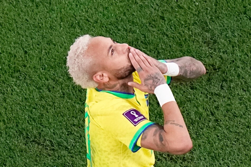 Grund zum Jubeln für Neymar (31): Brasiliens Fußballstar wird wieder Vater.