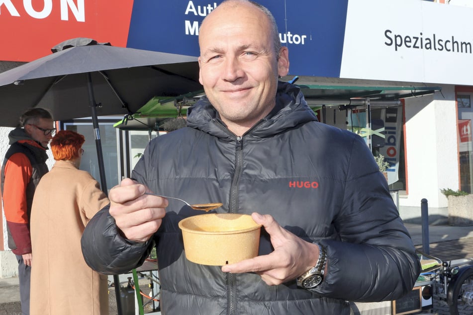 "Elaskon"-Chef Tobias Schwald zieht es an Heiligabend in den Weihnachtszirkus.