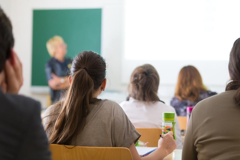 Es ist der inzwischen 21. Bildungsmonitor. Die kompletten Ergebnisse mit Einzelheiten zu den Bundesländern sollen erst am Dienstag vorgestellt werden.