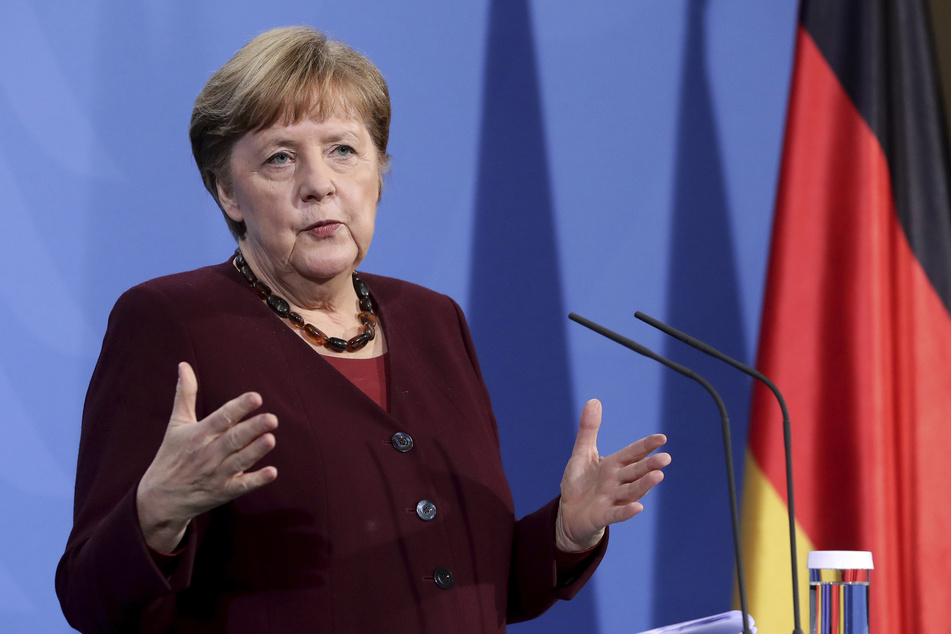 Kanzlerin Angela Merkel (66, CDU) muss mit den Ministerpräsidenten der Bundesländer über weitere Corona-Maßnahmen verhandeln.