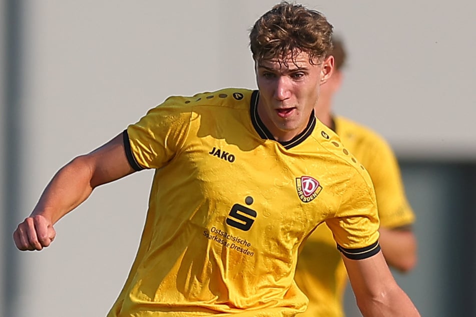 Dynamos Nachwuchs-Kicker Friedrich Müller (19) gibt heute sein Profi-Debüt.