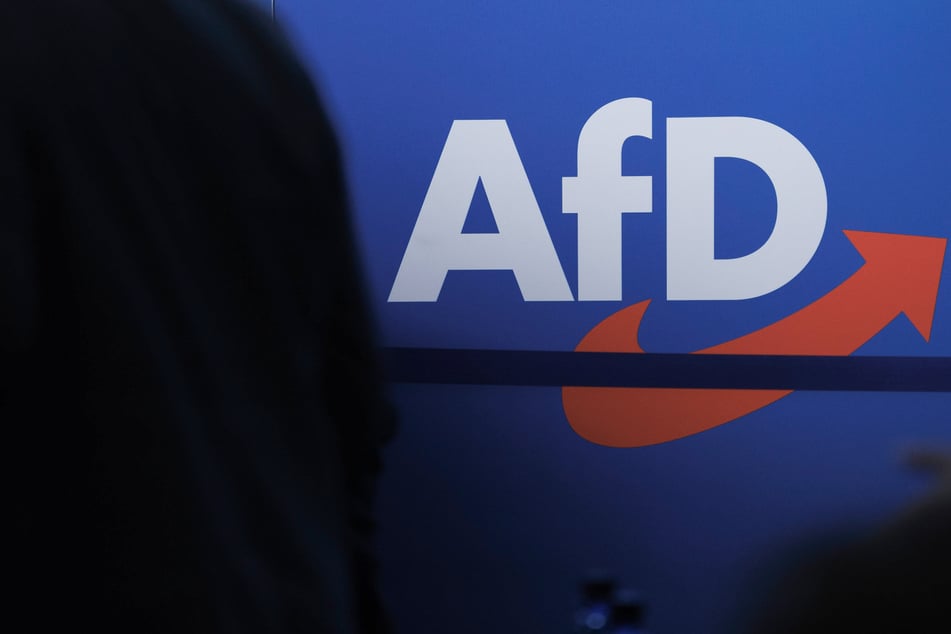 Konstitūcijas aizsardzības birojs ceļ trauksmi: AfD nodrošināja labējo ekstrēmismu