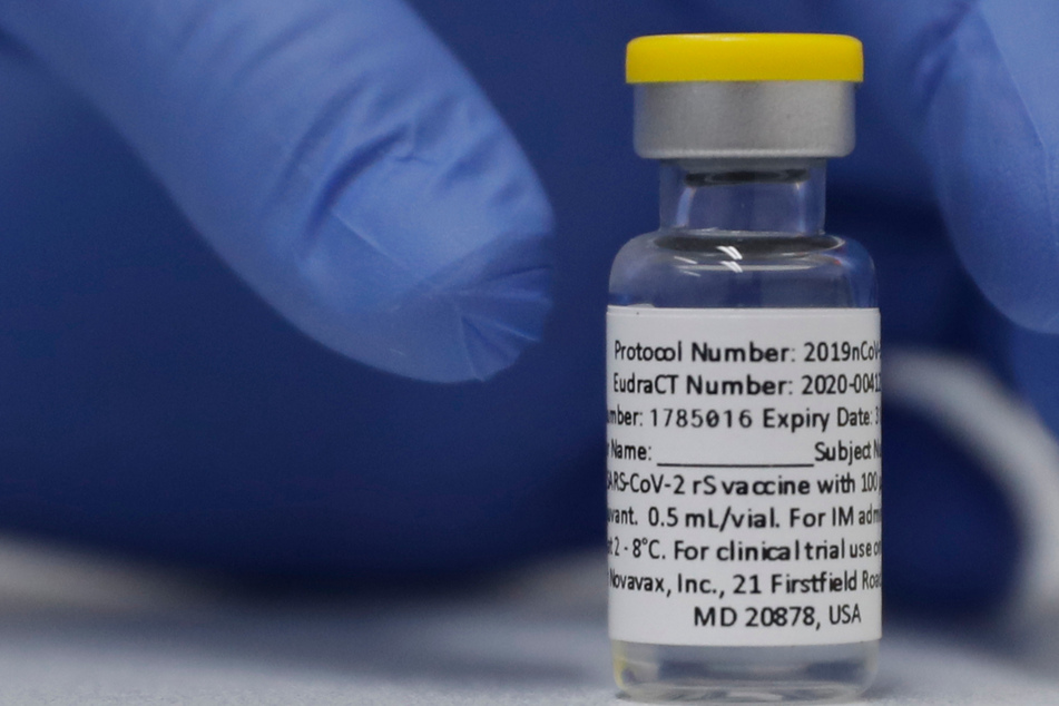 Grünes Licht für "Totimpfstoff": Stiko empfiehlt Novavax-Impfung für (fast) alle ab 18!