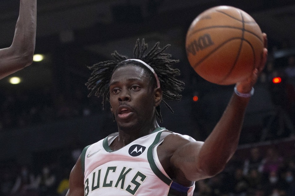 Jrue Holiday added 24 points for the Bucks on Thursday night.