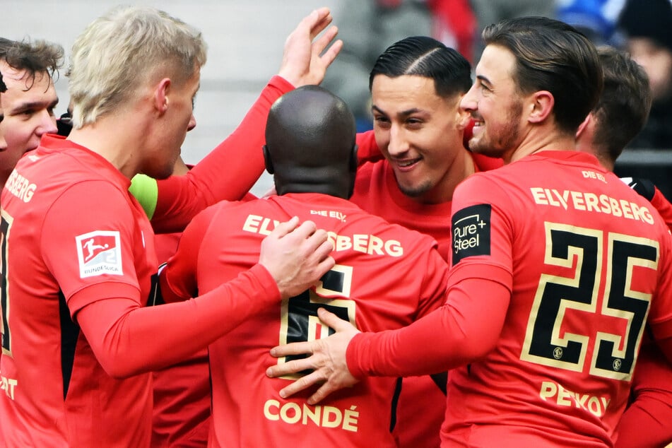 Younes Ebnoutalib (22, M.) steht bei Eintracht Frankfurt für das Wintertransferfenster offenbar ganz weit oben auf der Liste.