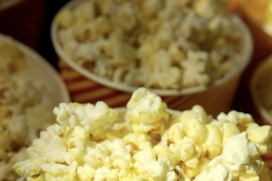 Auf waschechtes Popcorn aus dem Kino müsst Ihr während des Lockdowns nicht verzichten. (Symbolbild)