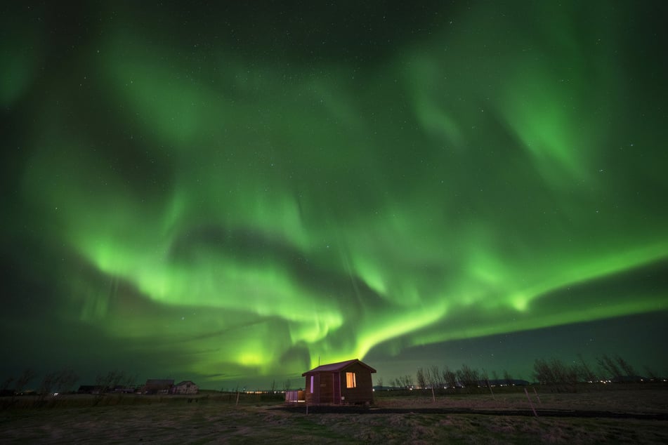 Hier sind die Polarlichter zu Hause: Über Island kommt es immer wieder, wie hier im November 2022, zu solchen Bildern.