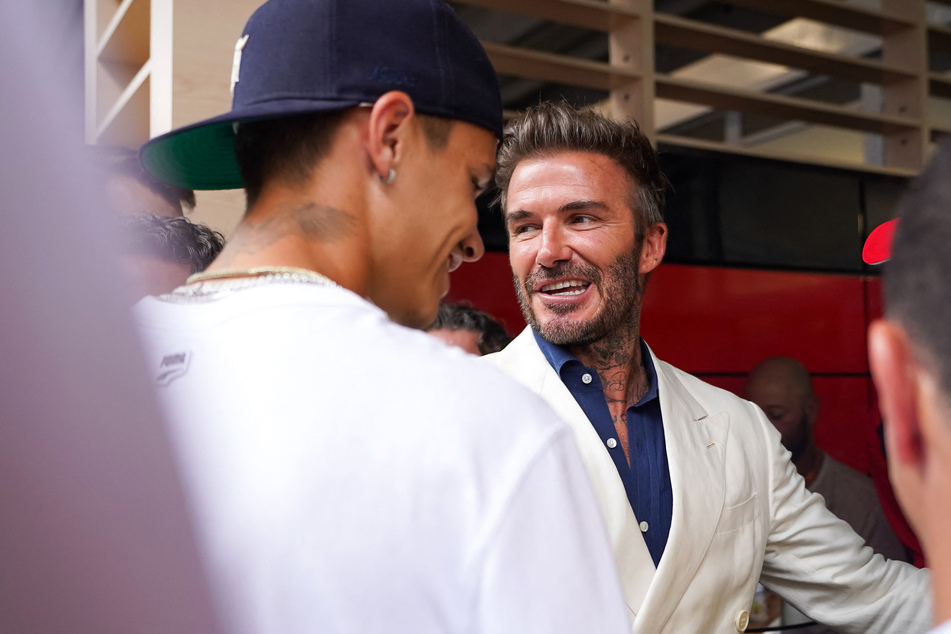 David Beckham (48, r.) ist in Florida eine feste Größe der Gesellschaft. Hier besucht er gerade den Formel-1-Grand-Prix in Miami.